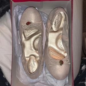 Light gold flats size 8.5